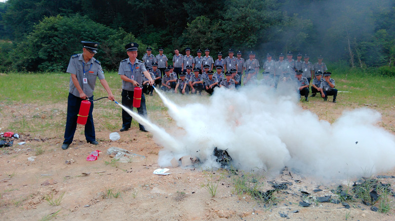 長(zhǎng)沙紅光保安服務(wù)有限公司,長(zhǎng)沙安保服務(wù),長(zhǎng)沙安全服務(wù),長(zhǎng)沙非武裝押運(yùn),勞務(wù)派遣服務(wù)