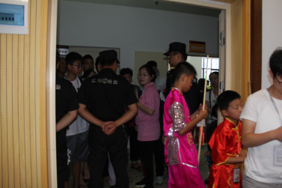 長沙紅光保安服務(wù)有限公司,長沙安保服務(wù),長沙安全服務(wù),長沙非武裝押運(yùn),勞務(wù)派遣服務(wù)