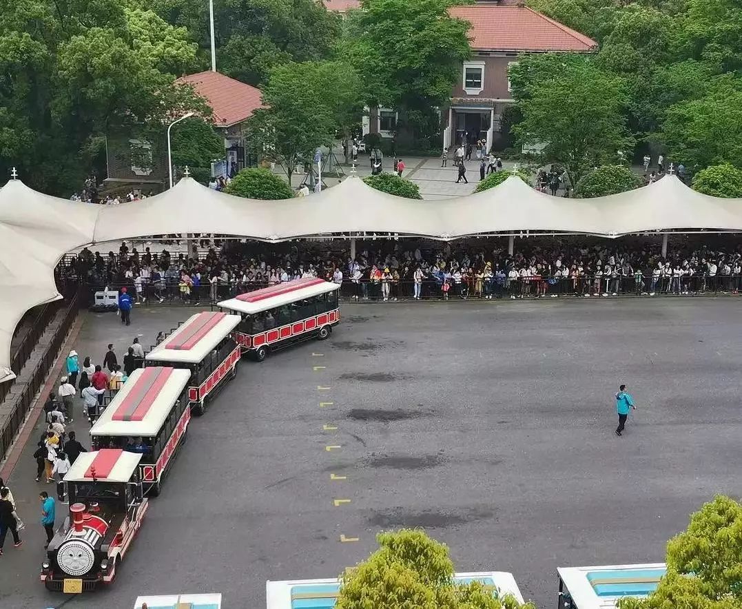 長(zhǎng)沙紅光保安服務(wù)有限公司,長(zhǎng)沙安保服務(wù),長(zhǎng)沙安全服務(wù),長(zhǎng)沙非武裝押運(yùn),勞務(wù)派遣服務(wù)