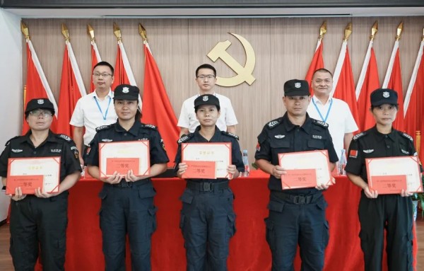 長(zhǎng)沙紅光保安服務(wù)有限公司,長(zhǎng)沙安保服務(wù),長(zhǎng)沙安全服務(wù),長(zhǎng)沙非武裝押運(yùn),勞務(wù)派遣服務(wù)