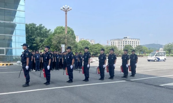 長沙紅光保安服務(wù)有限公司,長沙安保服務(wù),長沙安全服務(wù),長沙非武裝押運,勞務(wù)派遣服務(wù)