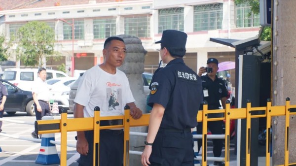 長沙紅光保安服務(wù)有限公司,長沙安保服務(wù),長沙安全服務(wù),長沙非武裝押運,勞務(wù)派遣服務(wù)